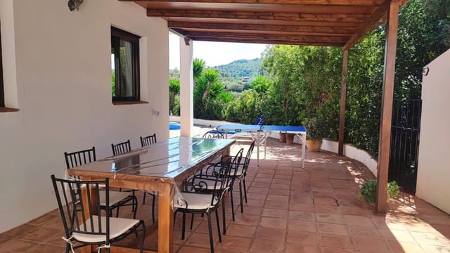 4 soverom Villa til salgs i Comares med svømmebasseng garasje - € 360 000 (Ref: 9439012)