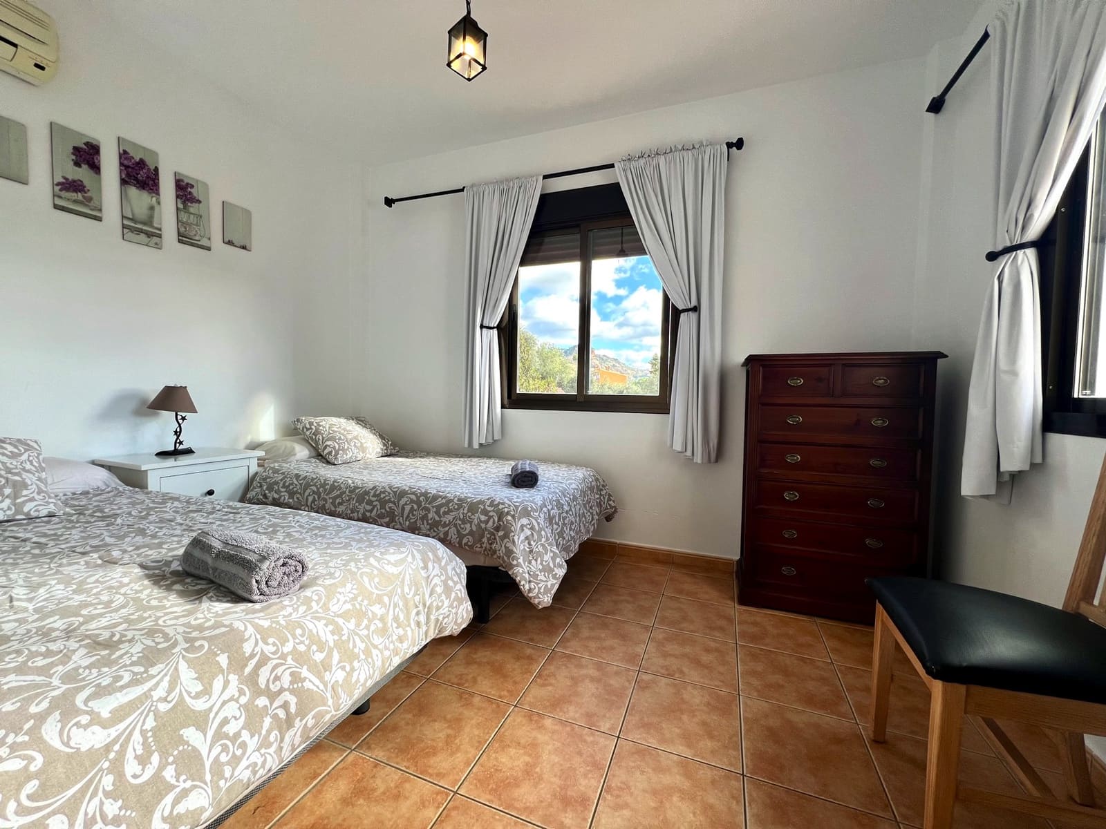 4 slaapkamer Villa te koop in Comares met zwembad garage - € 360.000 (Ref: 9439012)