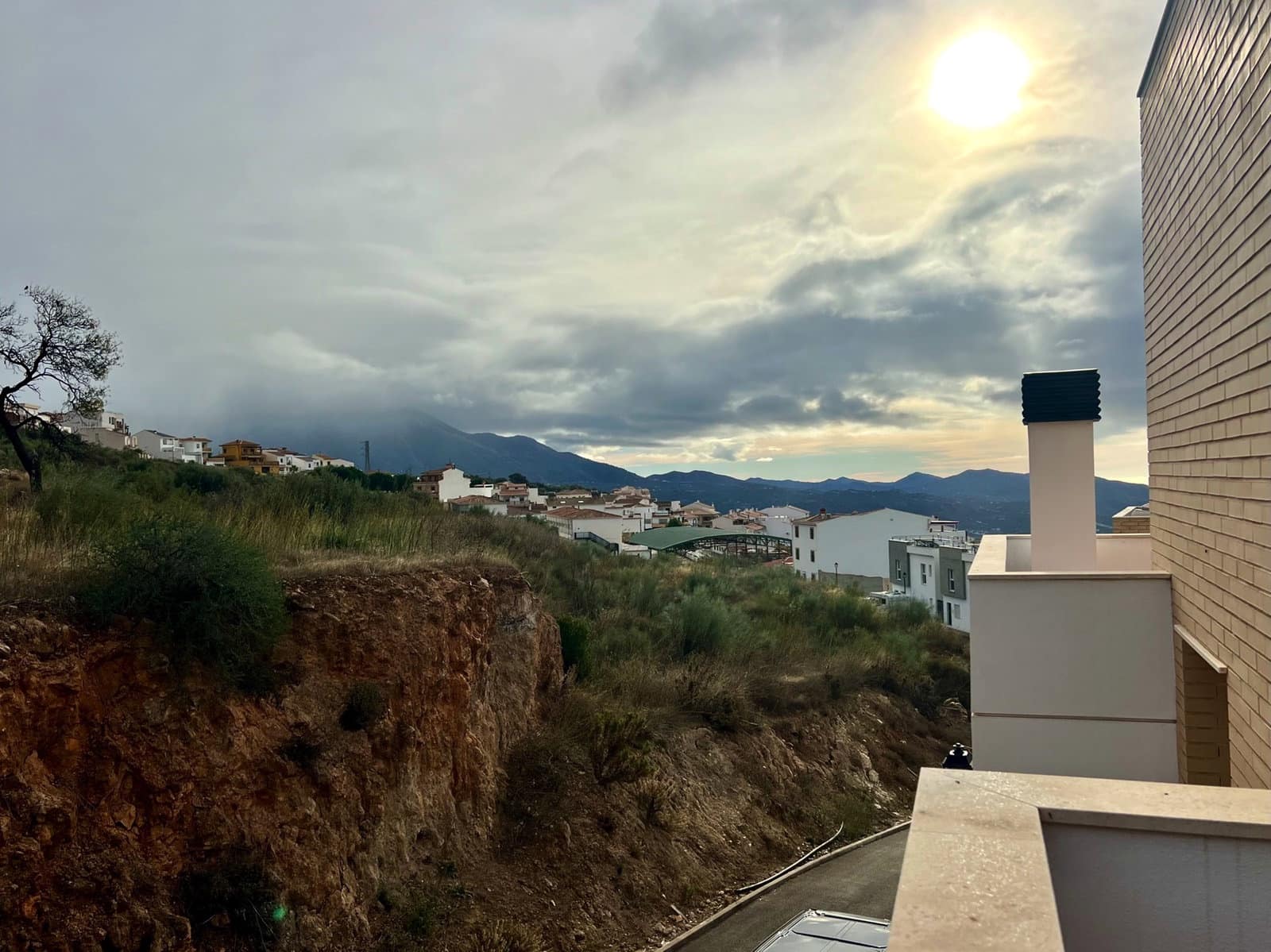 3 bedroom Terraced Villa for sale in Periana with garage - € 189,500 (Ref: 9441685)