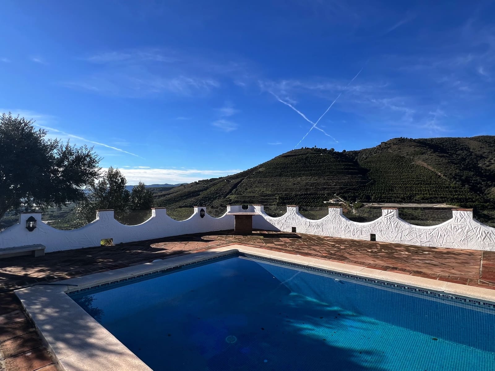 3 bedroom Villa for sale in Vinuela with pool garage - € 475,000 (Ref: 9484980)