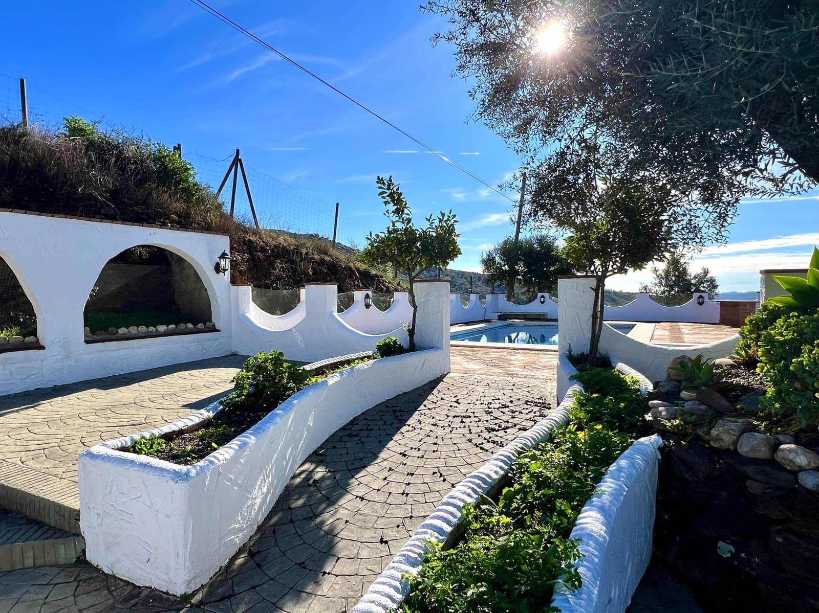 3 bedroom Villa for sale in Vinuela with pool garage - € 475,000 (Ref: 9484980)