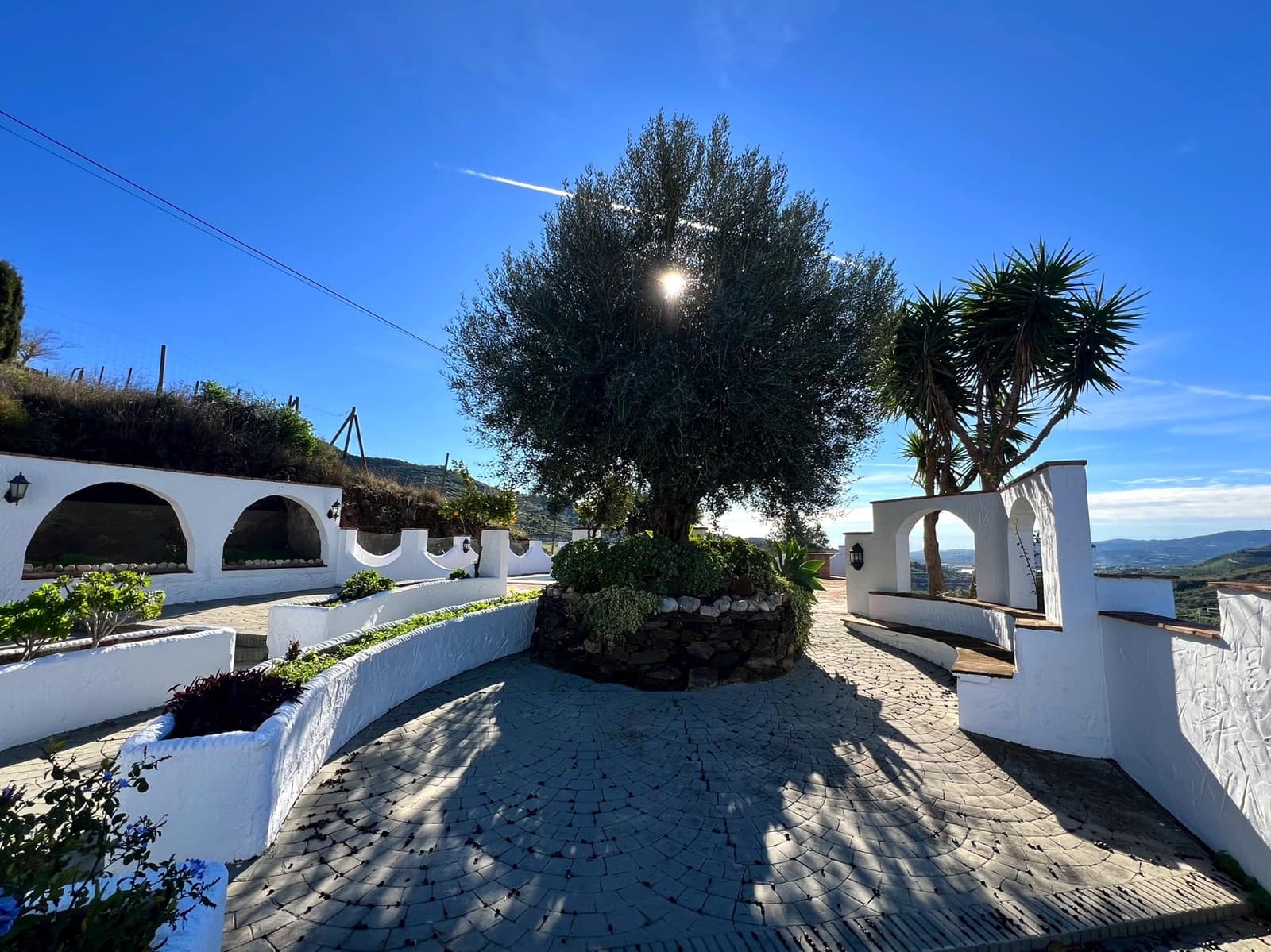 3 bedroom Villa for sale in Vinuela with pool garage - € 475,000 (Ref: 9484980)