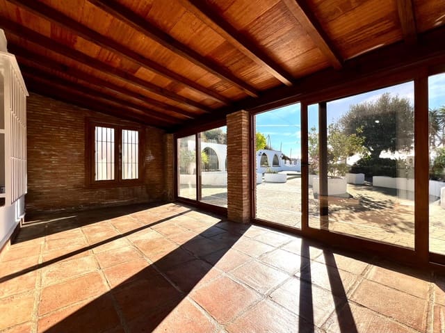 3 Zimmer Villa zu verkaufen in Viñuela mit Pool Garage - 475.000 € (Ref: 9484980)