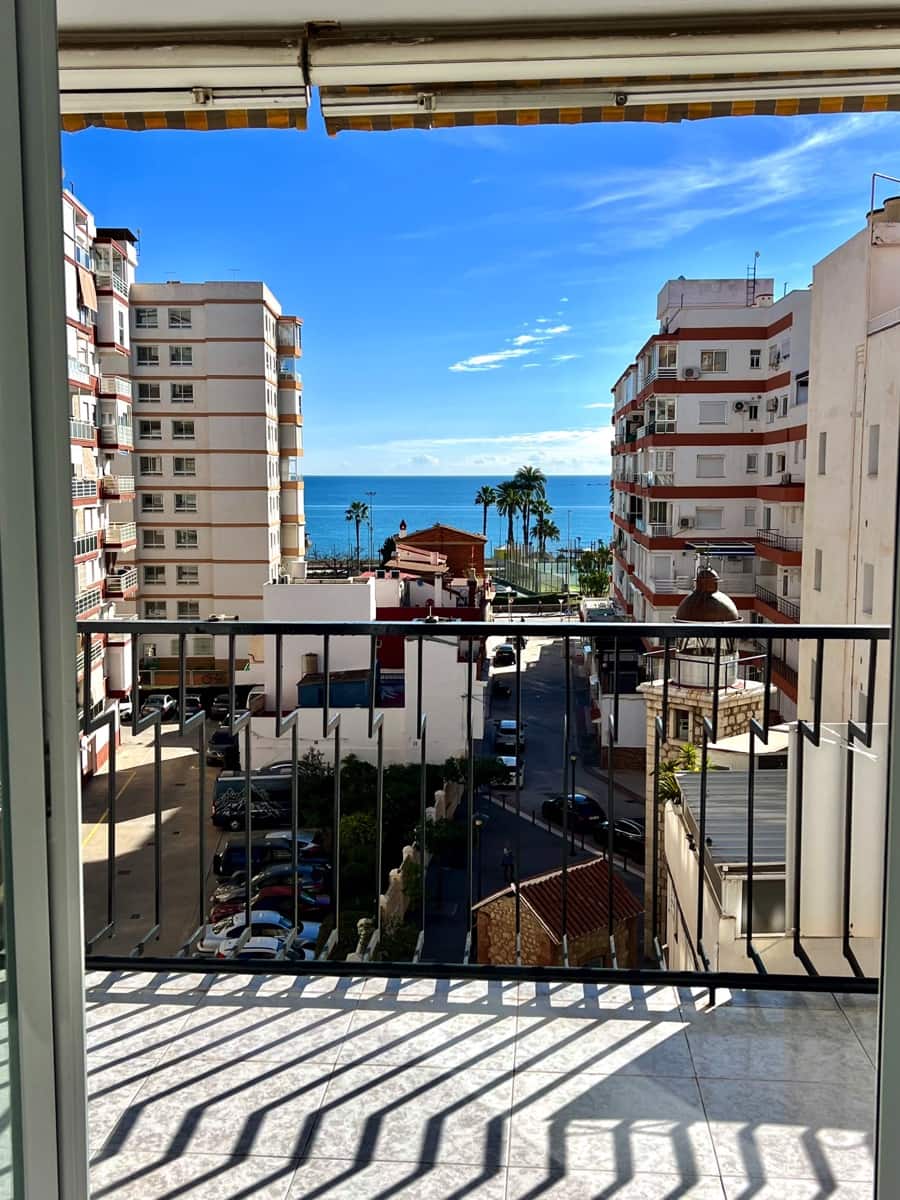 3 soveværelse Lejlighed til salg i Torre del Mar med swimmingpool - € 319.000 (Ref: 9485473)