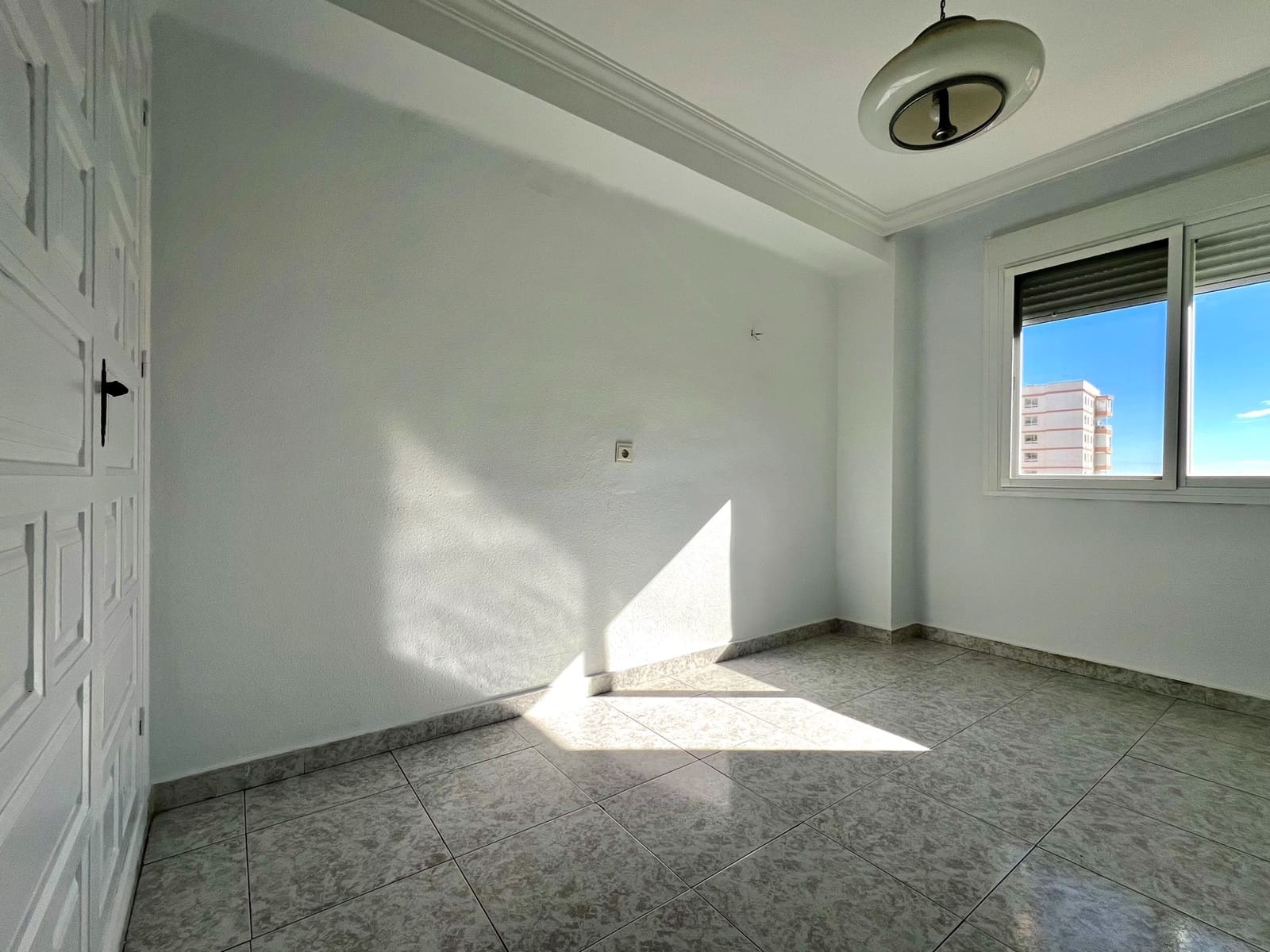 3 soveværelse Lejlighed til salg i Torre del Mar med swimmingpool - € 319.000 (Ref: 9485473)