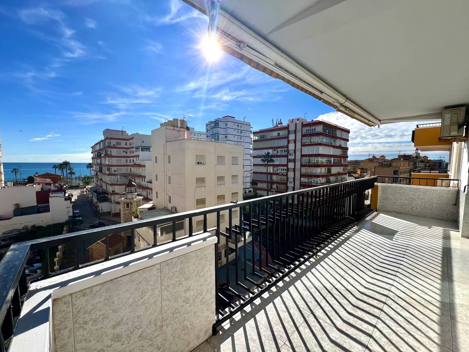 3 soveværelse Lejlighed til salg i Torre del Mar med swimmingpool - € 319.000 (Ref: 9485473)