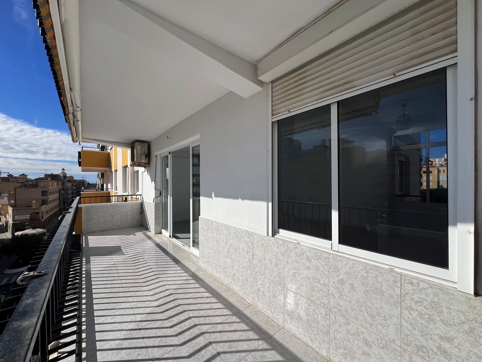 3 soveværelse Lejlighed til salg i Torre del Mar med swimmingpool - € 319.000 (Ref: 9485473)