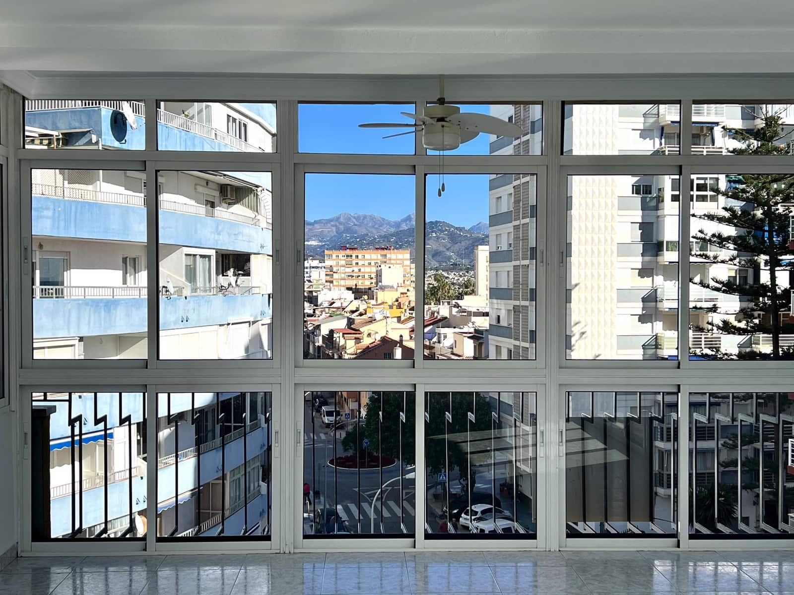 3 soveværelse Lejlighed til salg i Torre del Mar med swimmingpool - € 319.000 (Ref: 9485473)