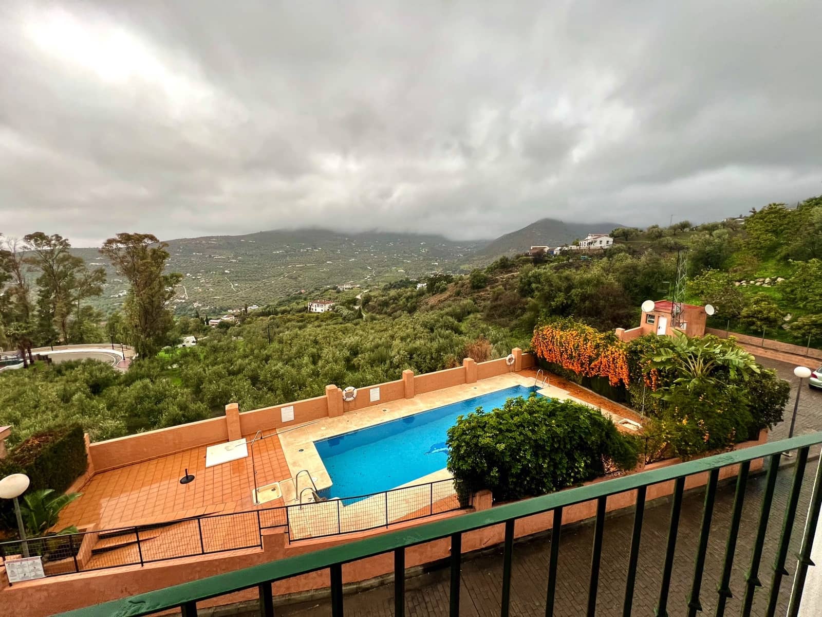 3 Zimmer Reihenhaus zu verkaufen in Alcaucin mit Pool Garage - 219.000 € (Ref: 9578189)