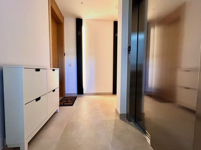 2 chambre Appartement à vendre à Torre del Mar, Vélez-Málaga avec piscine garage - 440 000 € (Ref: 9667221)