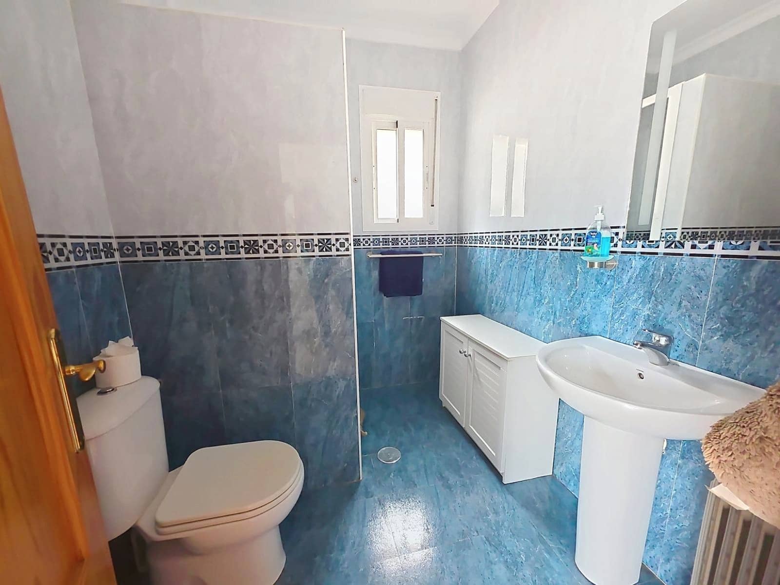 4 soveværelse Villa til salg i Alcaucin med swimmingpool - € 369.000 (Ref: 9688749)