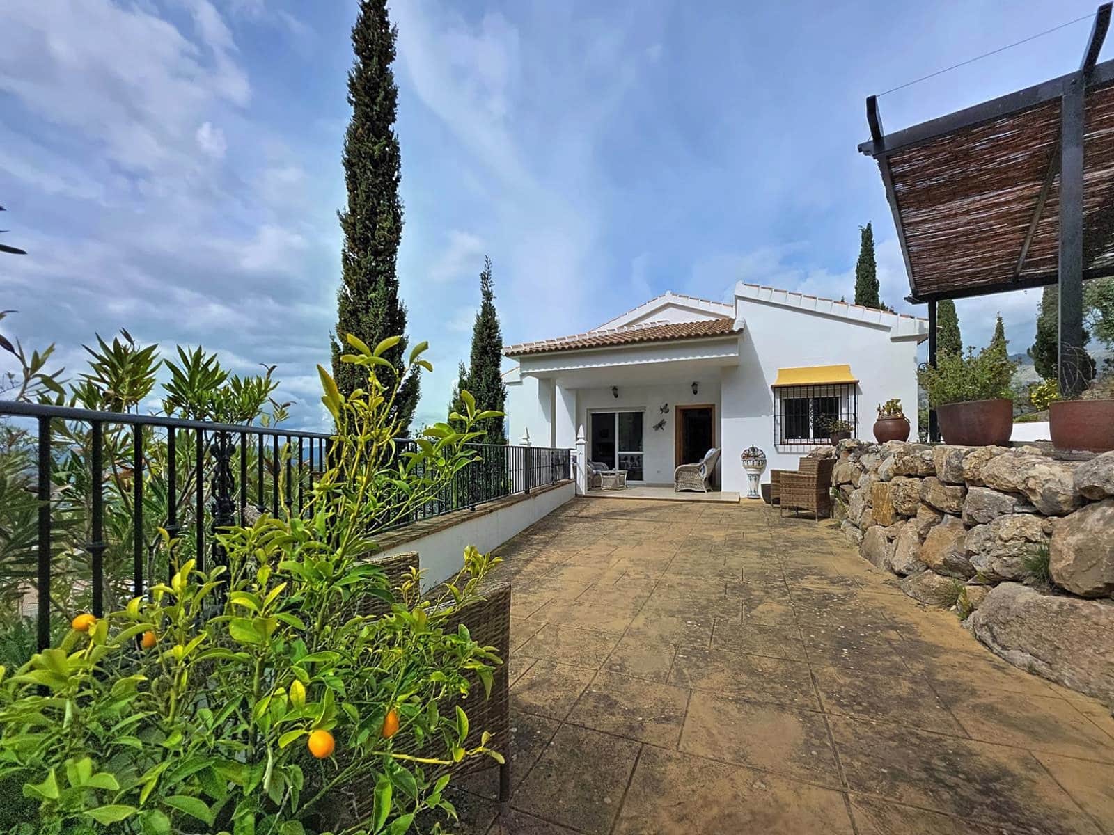 4 soverom Villa til salgs i Alcaucin med svømmebasseng - € 369 000 (Ref: 9688749)