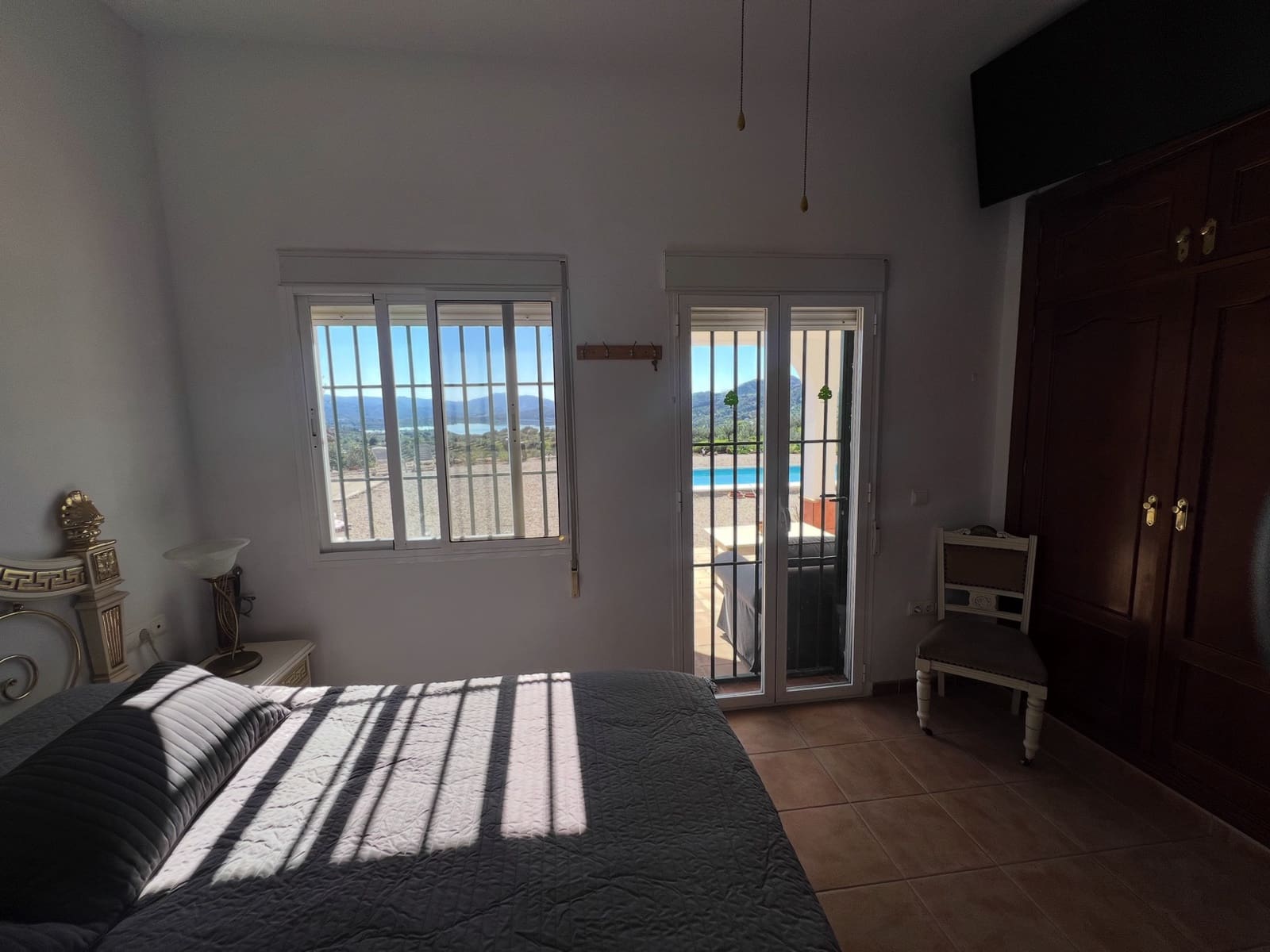 4 soverom Villa til salgs i Vinuela med svømmebasseng garasje - € 425 000 (Ref: 9696898)