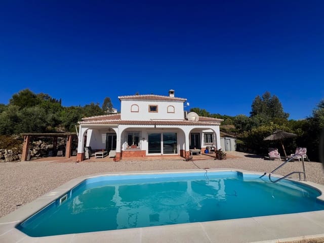 4 soverom Villa til salgs i Viñuela med svømmebasseng garasje - € 425 000 (Ref: 9696898)