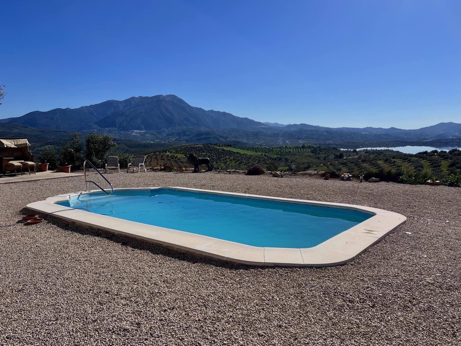 4 soverom Villa til salgs i Vinuela med svømmebasseng garasje - € 425 000 (Ref: 9696898)