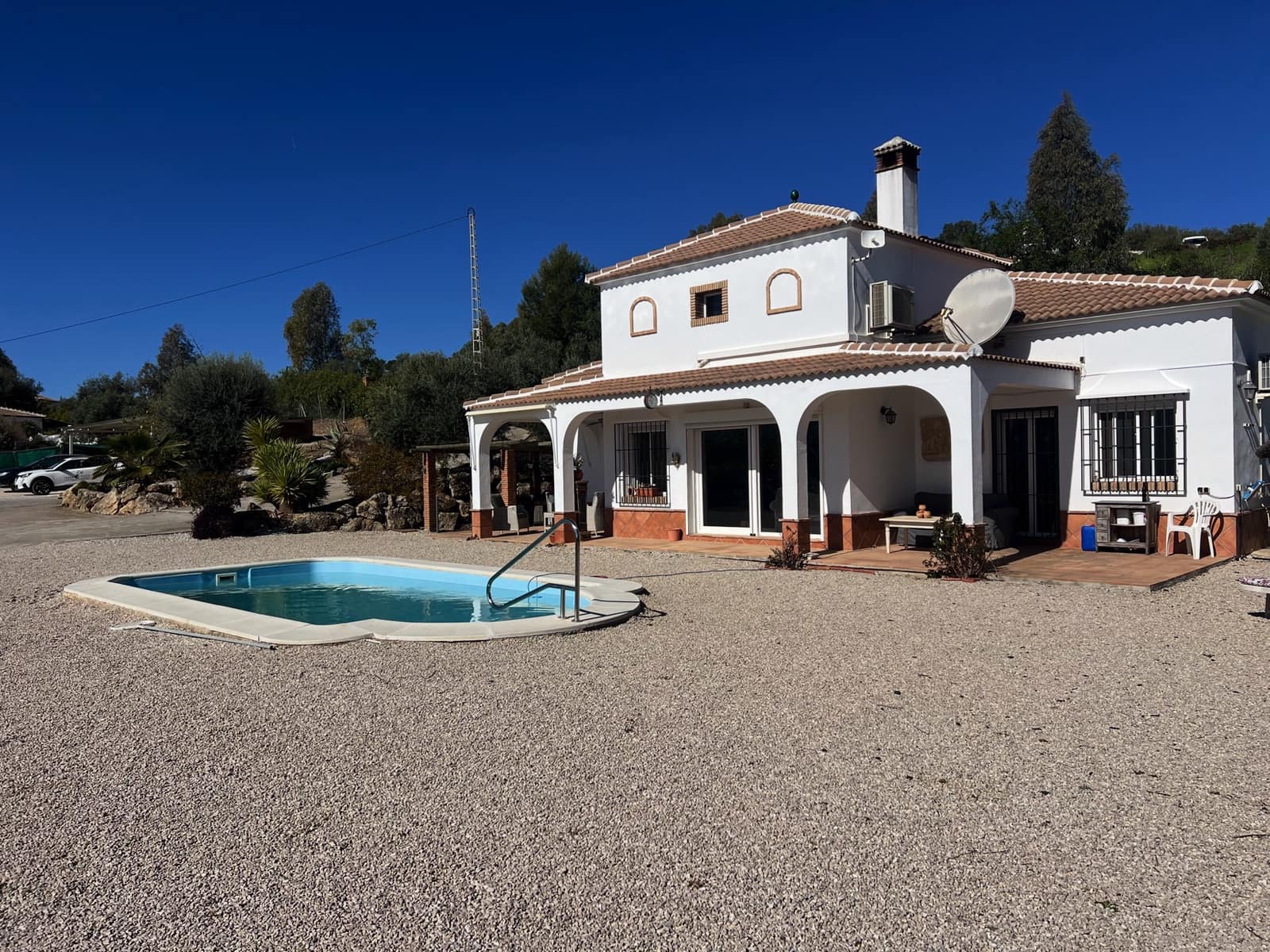 4 soverom Villa til salgs i Vinuela med svømmebasseng garasje - € 425 000 (Ref: 9696898)