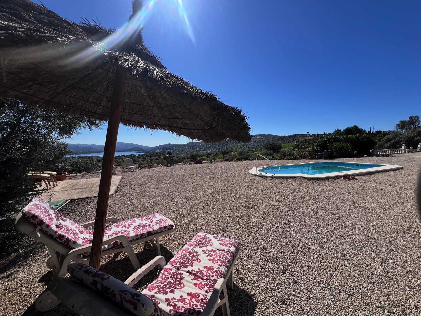 4 soverom Villa til salgs i Vinuela med svømmebasseng garasje - € 425 000 (Ref: 9696898)