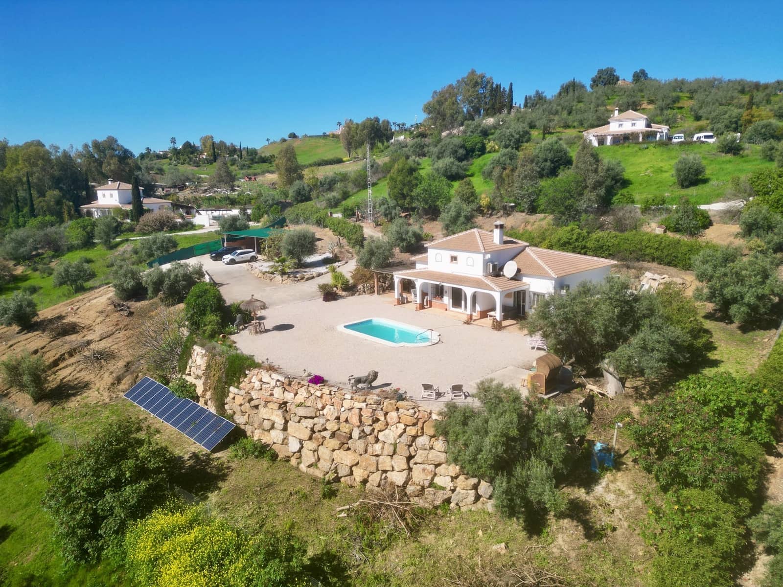 4 soverom Villa til salgs i Vinuela med svømmebasseng garasje - € 425 000 (Ref: 9696898)