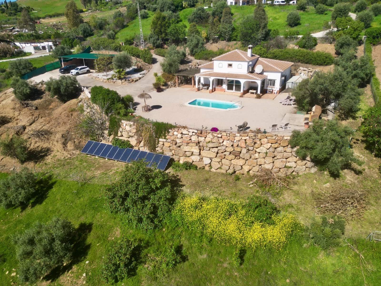 4 soverom Villa til salgs i Vinuela med svømmebasseng garasje - € 425 000 (Ref: 9696898)