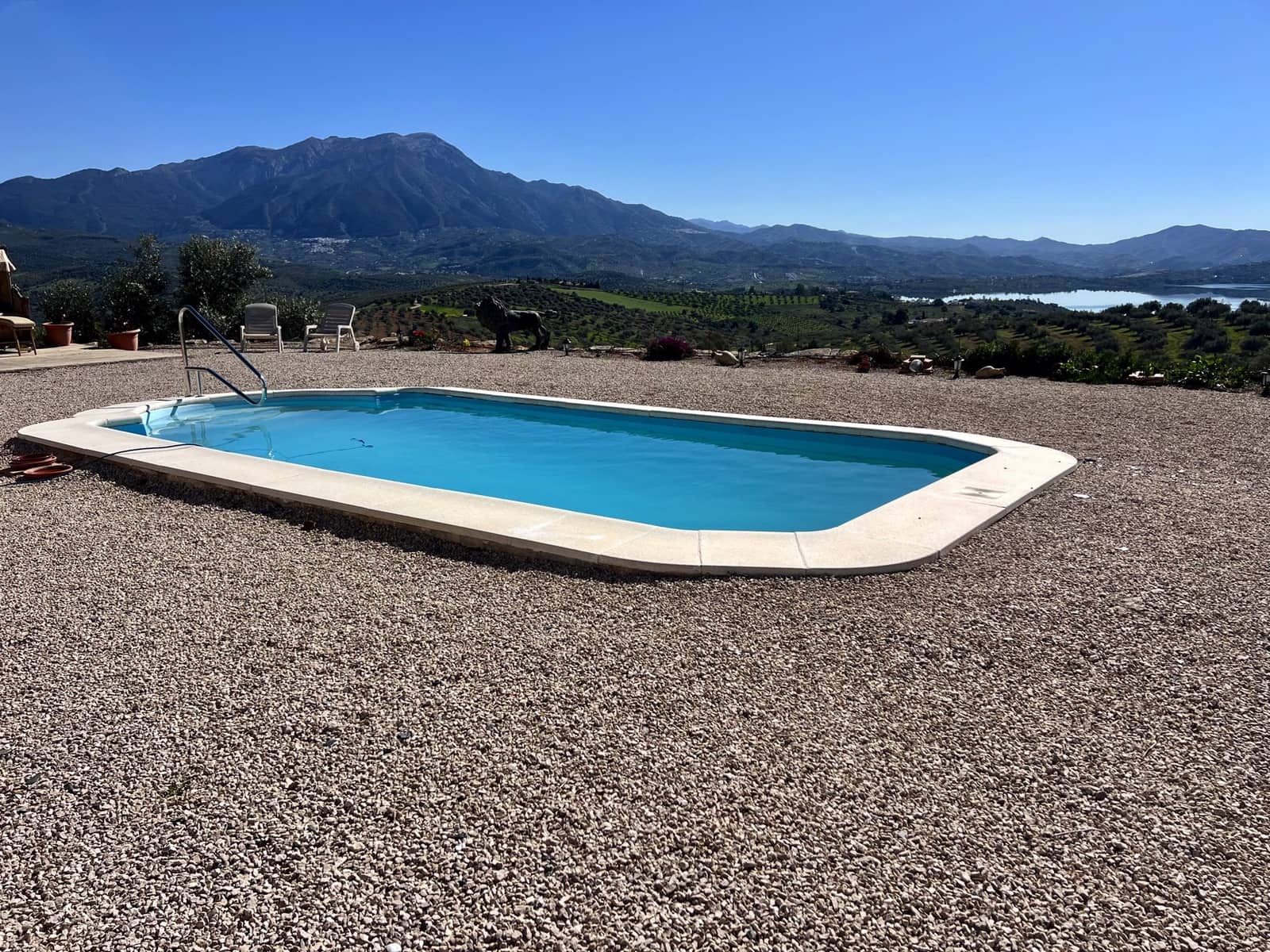 4 soverom Villa til salgs i Vinuela med svømmebasseng garasje - € 425 000 (Ref: 9696898)