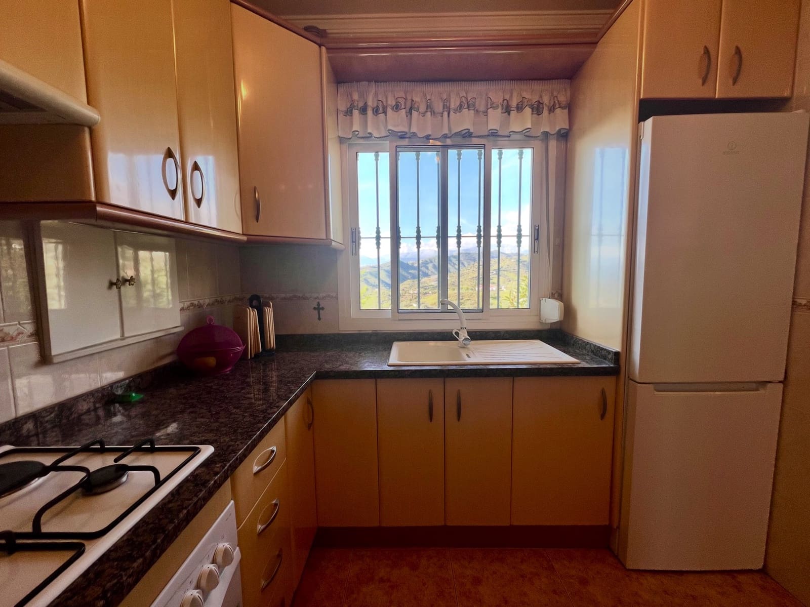 4 soverom Villa til salgs i Canillas de Aceituno med svømmebasseng garasje - € 449 000 (Ref: 9720964)