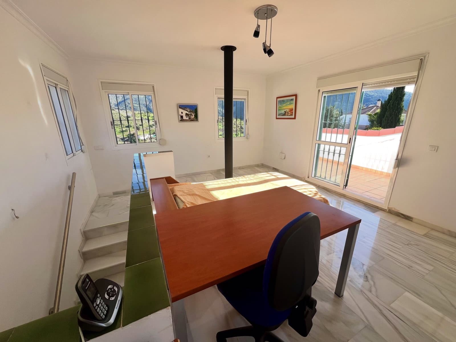 Chalet de 4 habitaciones en Canillas de Aceituno en venta con piscina garaje - 449.000 € (Ref: 9720964)