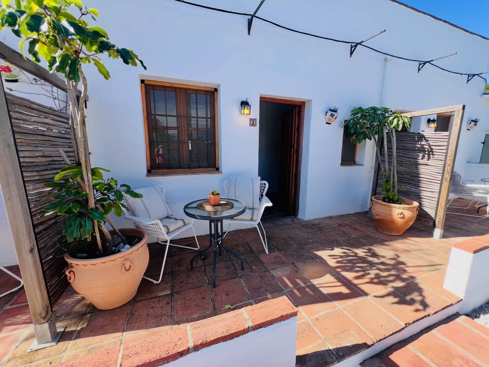 6 makuuhuone Huvila myytävänä paikassa Vinuela mukana uima-altaan 
autotalli - 849 000 € (Ref: 9729477)