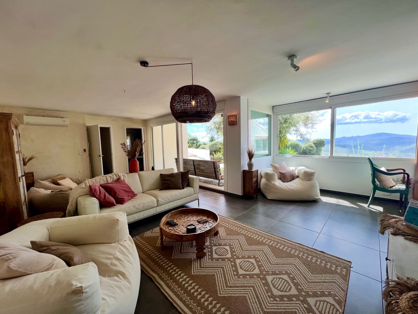 3 sypialnia Willa na sprzedaż w Riogordo z basenem garażem - 665 000 € (Ref: 9777116)