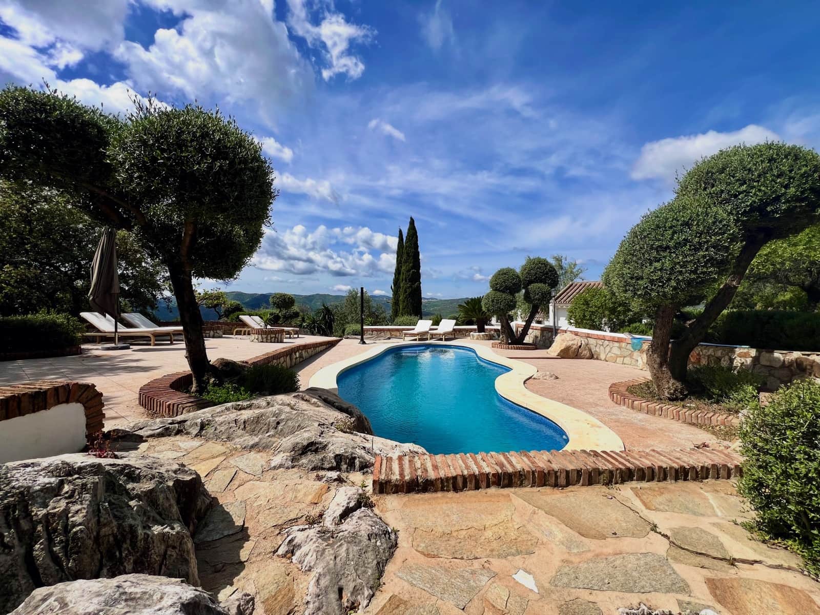 3 sypialnia Willa na sprzedaż w Riogordo z basenem garażem - 665 000 € (Ref: 9777116)