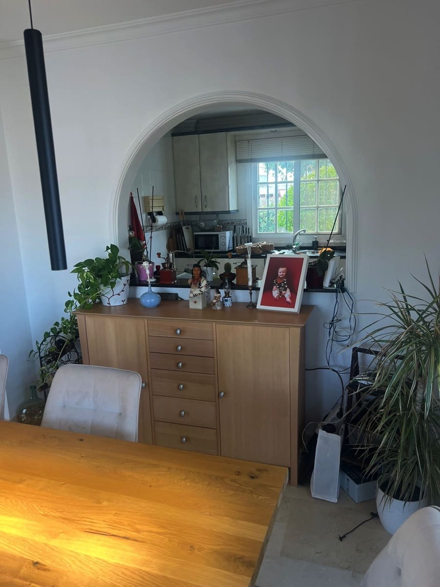 4 soveværelse Villa til salg i Caleta de Velez med swimmingpool garage - € 669.000 (Ref: 9795520)