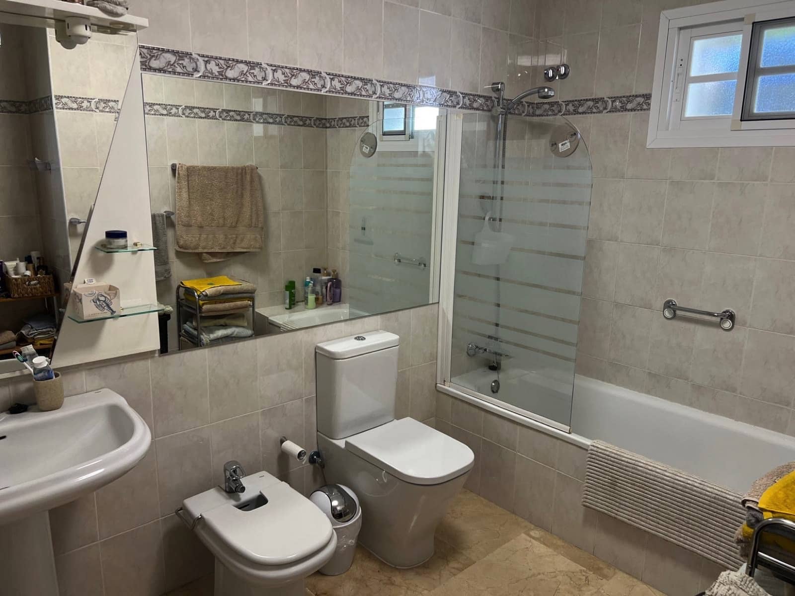 4 soveværelse Villa til salg i Caleta de Velez med swimmingpool garage - € 669.000 (Ref: 9795520)