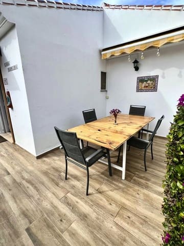 4 soveværelse Villa til salg i Caleta de Vélez, Vélez-Málaga med swimmingpool garage - € 669.000 (Ref: 9795520)