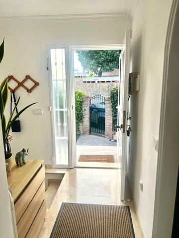 4 soveværelse Villa til salg i Caleta de Vélez, Vélez-Málaga med swimmingpool garage - € 669.000 (Ref: 9795520)
