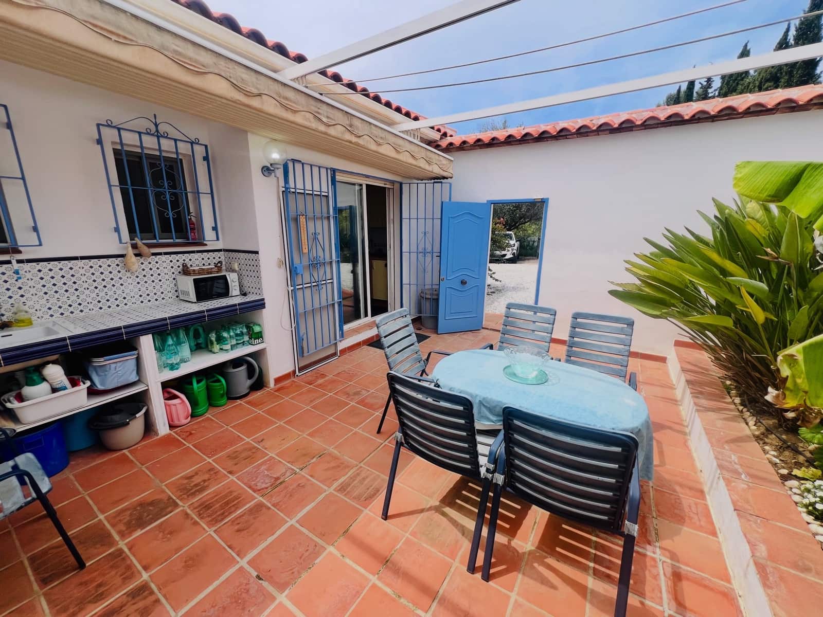 Chalet de 6 habitaciones en Alcaucín en venta con piscina garaje - 525.000 € (Ref: 9805586)