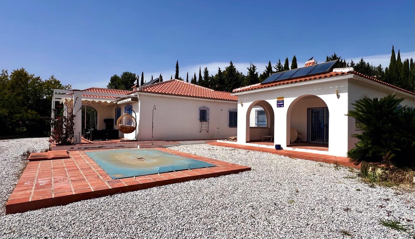 6 soverom Villa til salgs i Alcaucin med svømmebasseng garasje - € 525 000 (Ref: 9805586)