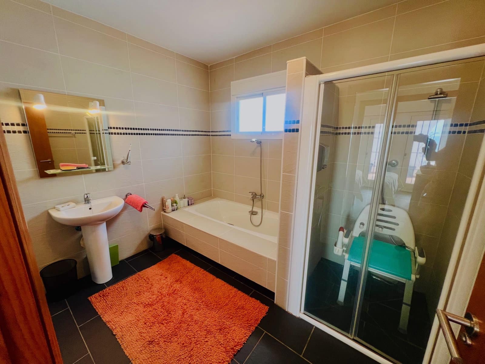 6 soverom Villa til salgs i Alcaucin med svømmebasseng garasje - € 525 000 (Ref: 9805586)