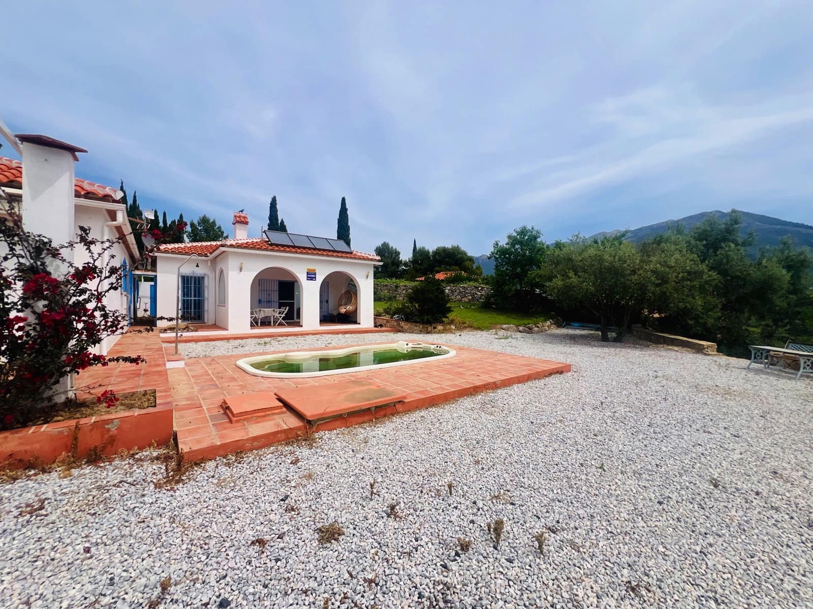 6 soverom Villa til salgs i Alcaucin med svømmebasseng garasje - € 525 000 (Ref: 9805586)