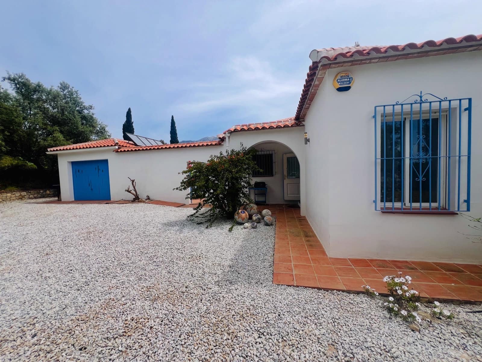 6 soverom Villa til salgs i Alcaucin med svømmebasseng garasje - € 525 000 (Ref: 9805586)