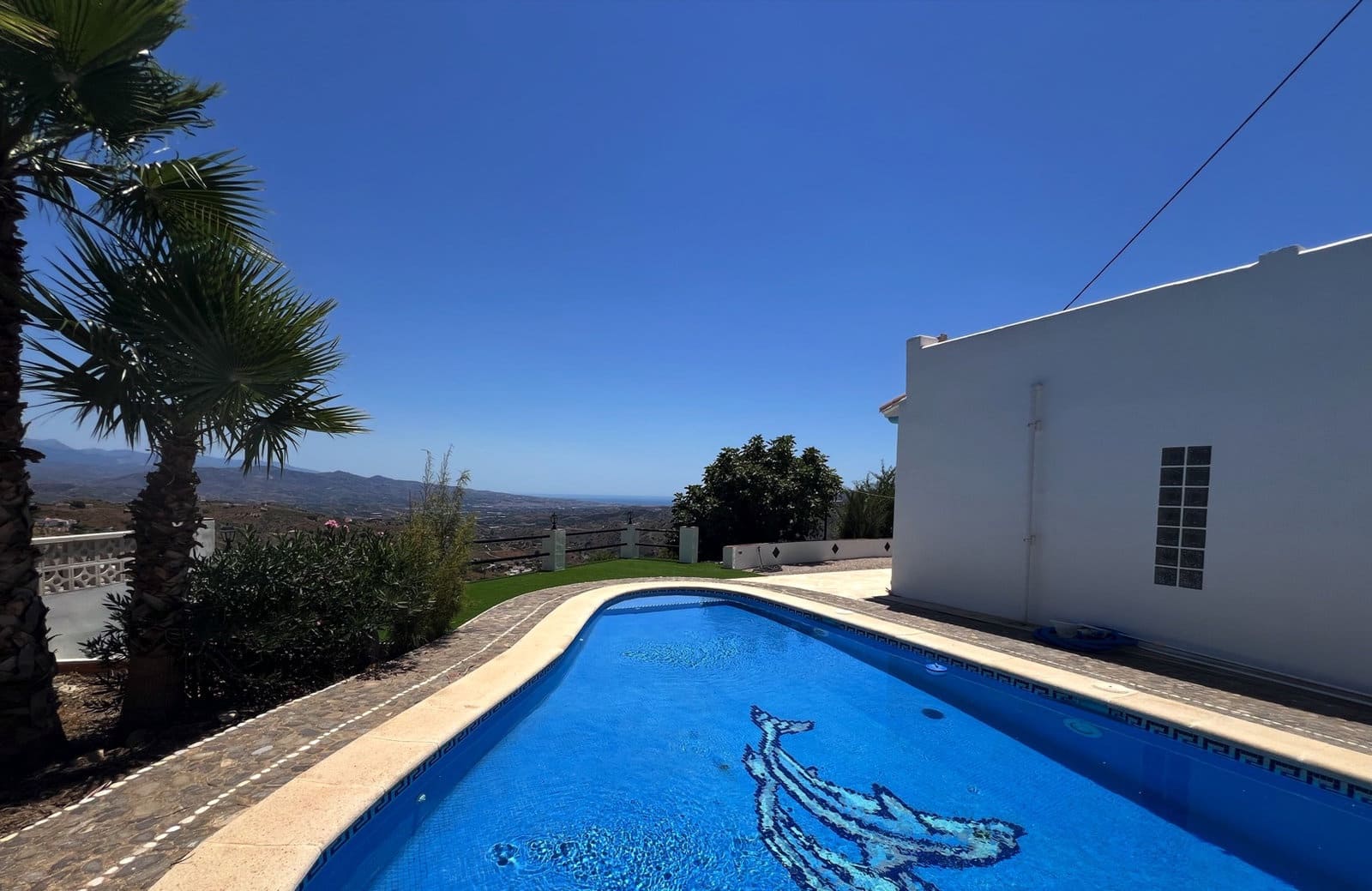 3 bedroom Villa for sale in Almachar with pool garage - € 339,000 (Ref: 9813555)