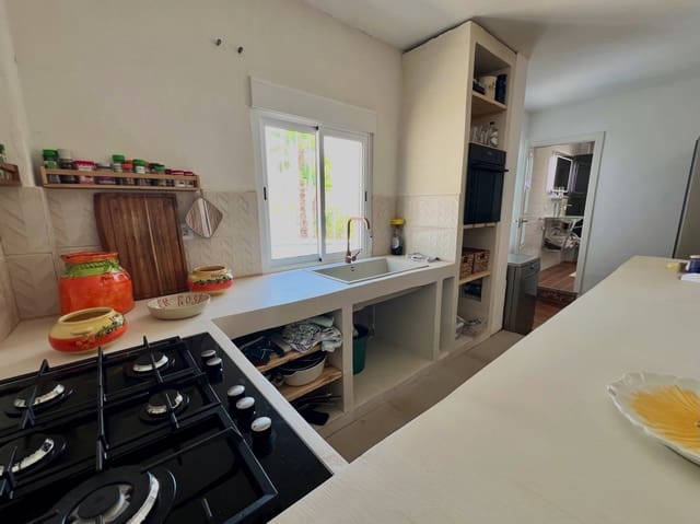 3 soverom Villa til salgs i Almáchar med svømmebasseng garasje - € 339 000 (Ref: 9813555)
