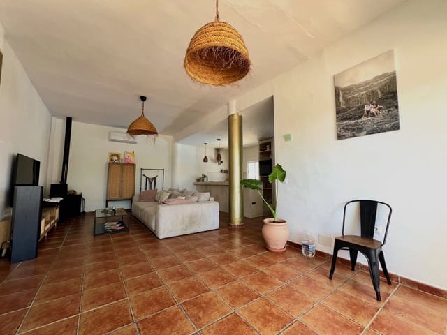 3 soverom Villa til salgs i Almáchar med svømmebasseng garasje - € 339 000 (Ref: 9813555)