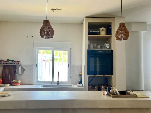 3 soverom Villa til salgs i Almáchar med svømmebasseng garasje - € 339 000 (Ref: 9813555)