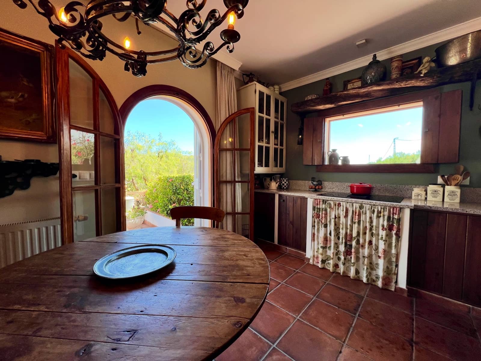 5 slaapkamer Villa te koop in Alcaucin met zwembad garage - € 695.000 (Ref: 9853053)