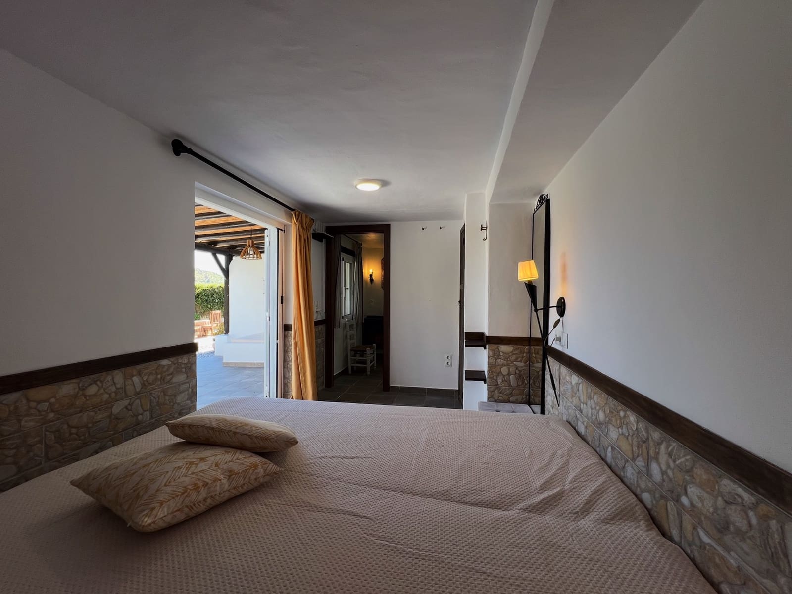 5 slaapkamer Villa te koop in Alcaucin met zwembad garage - € 695.000 (Ref: 9853053)