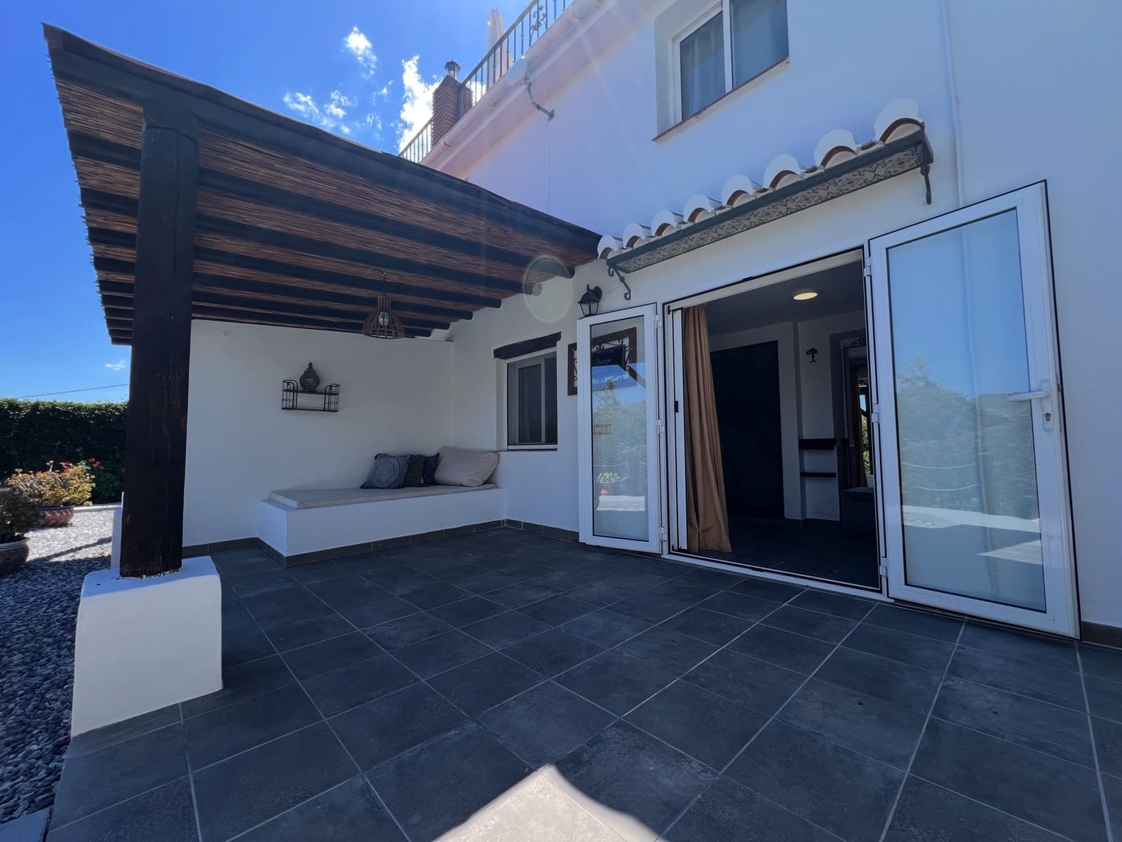 5 slaapkamer Villa te koop in Alcaucin met zwembad garage - € 695.000 (Ref: 9853053)