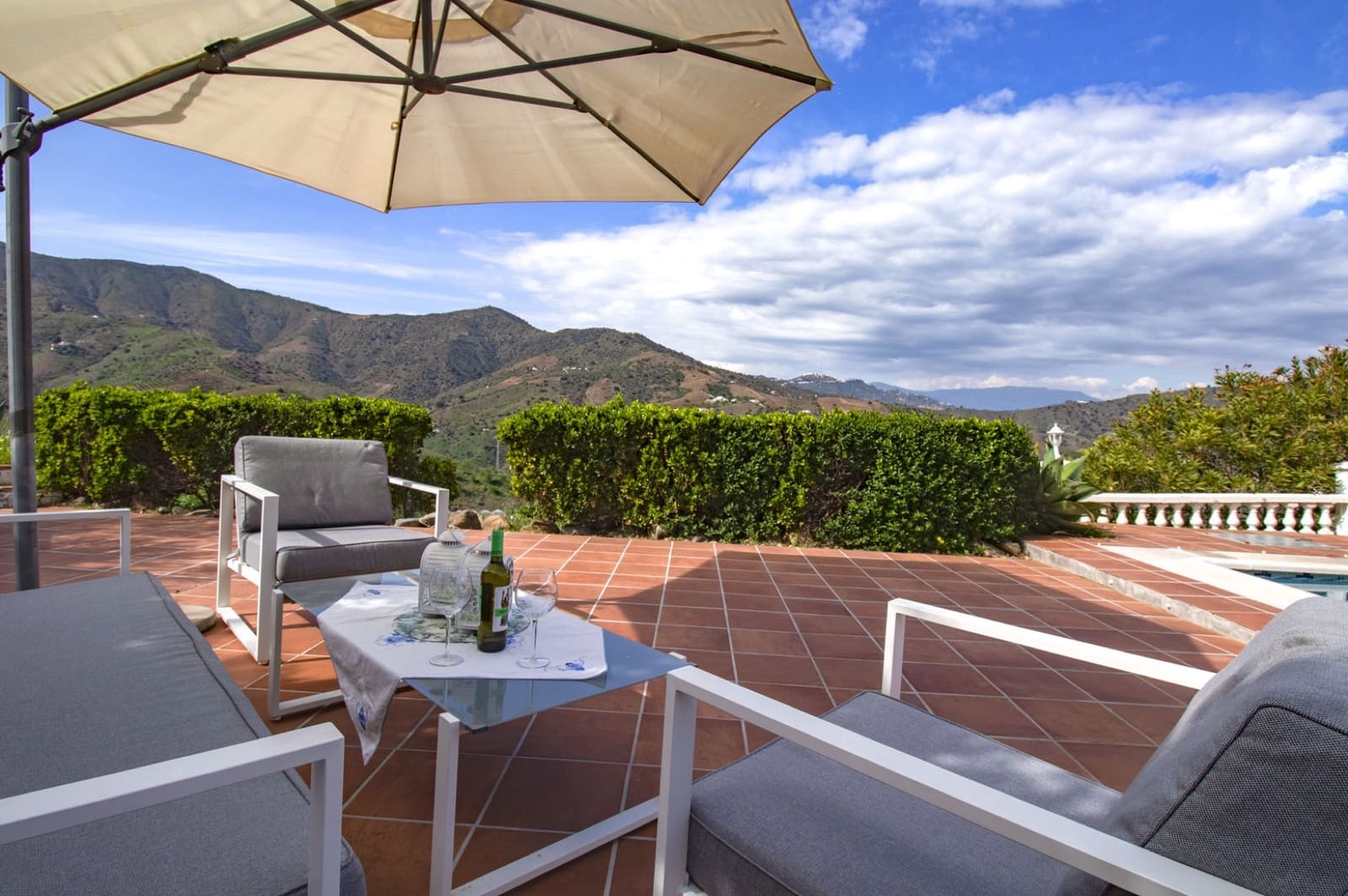 3 bedroom Villa for sale in El Borge with pool garage - € 395,000 (Ref: 9863827)