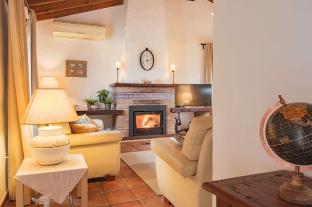 3 soverom Villa til salgs i El Borge med svømmebasseng garasje - € 395 000 (Ref: 9863827)