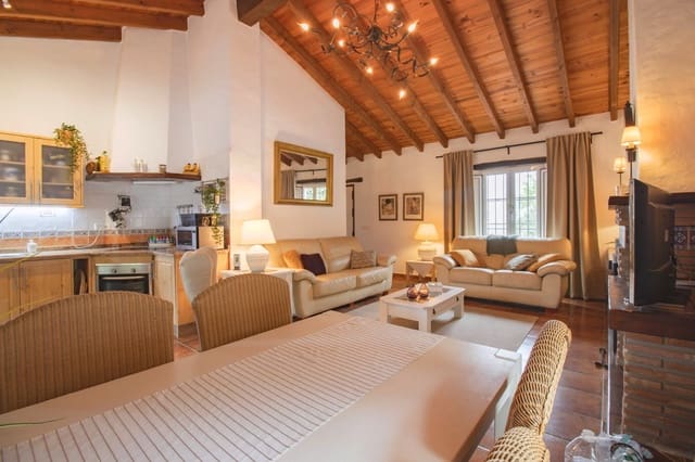 3 soverom Villa til salgs i El Borge med svømmebasseng garasje - € 395 000 (Ref: 9863827)