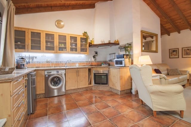 3 soverom Villa til salgs i El Borge med svømmebasseng garasje - € 395 000 (Ref: 9863827)
