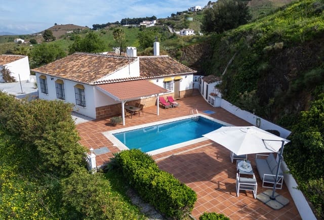 3 soverom Villa til salgs i El Borge med svømmebasseng garasje - € 395 000 (Ref: 9863827)